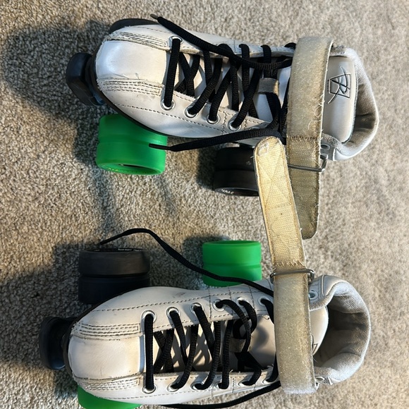 Riedell Cayman Roller Skates R3 - Picture 12 of 16